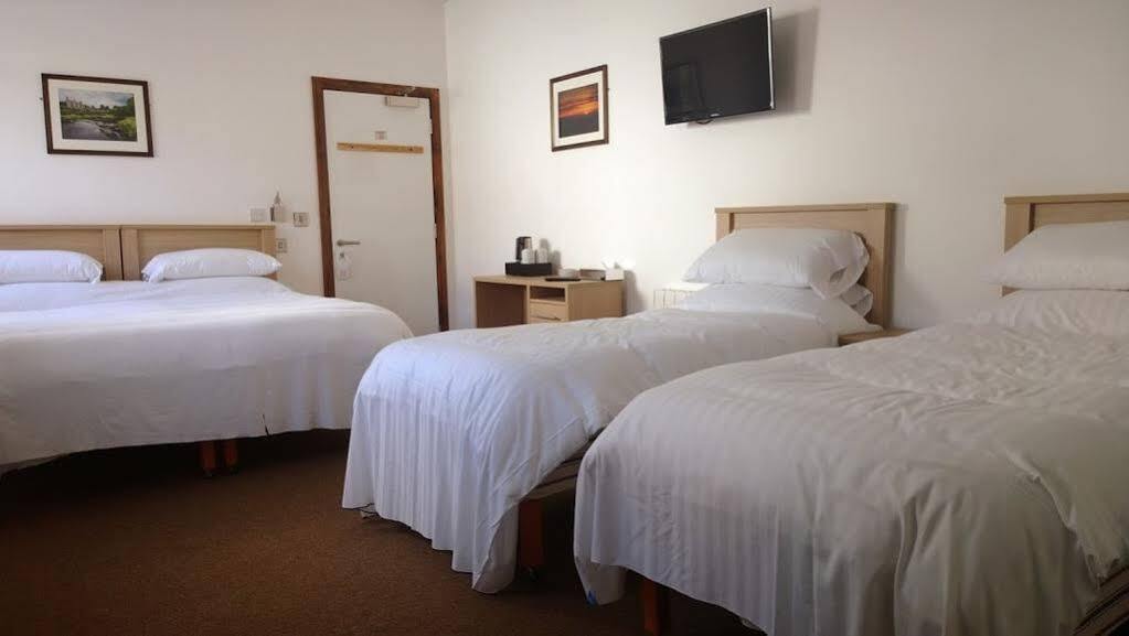 The Rostrevor Inn 外观 照片